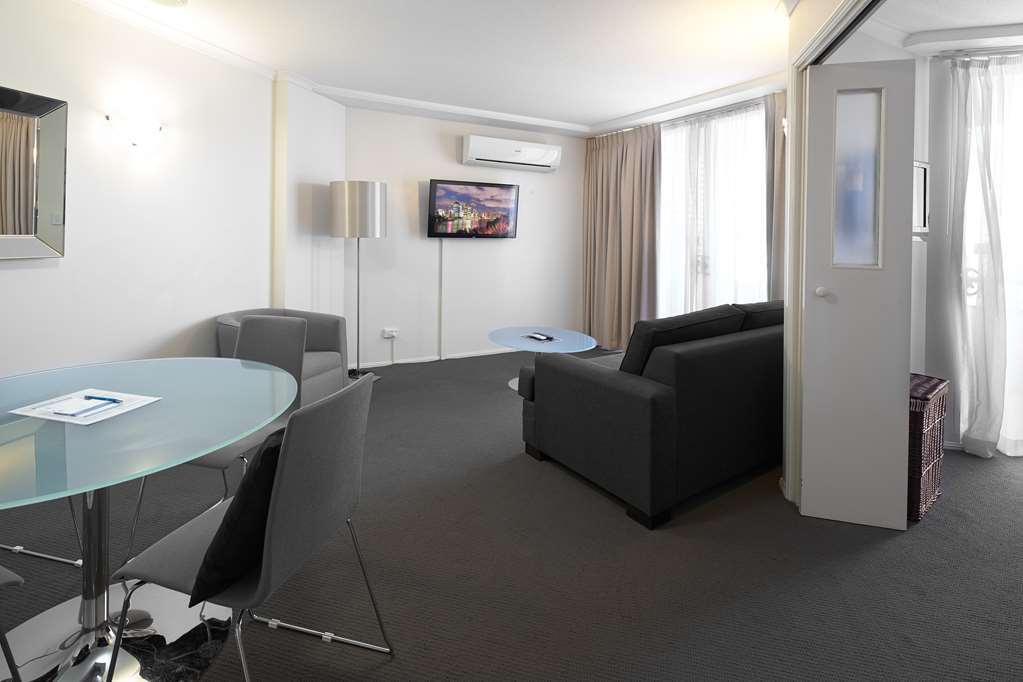 West End Central Apartments Brisbane Room photo